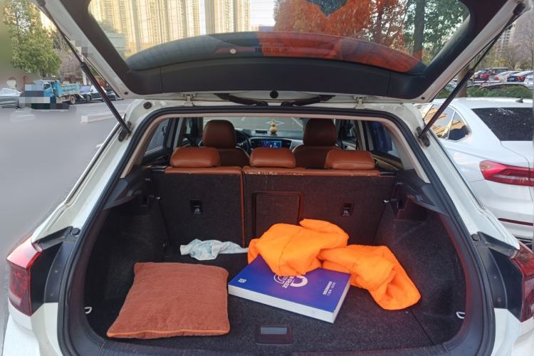 Used Volkswagen T-ROC 2018 230TSI DSG Two-Wheel Drive Advanced Version China V Standard
