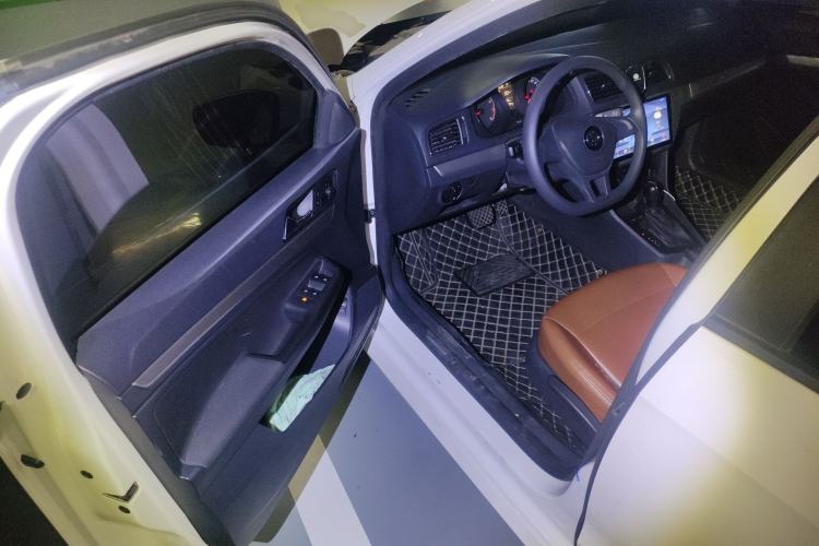 Used Volkswagen Lavida 2018 Classic 1.5L Automatic Fashion Edition China VI Standard Driver Seat