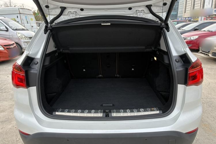 Used BMW X1 2019 sDrive18Li Premium Edition Interior 9