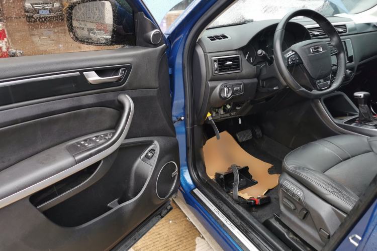 Used Qoros 5 2017 1.6T Automatic Flagship Model Driver Seat