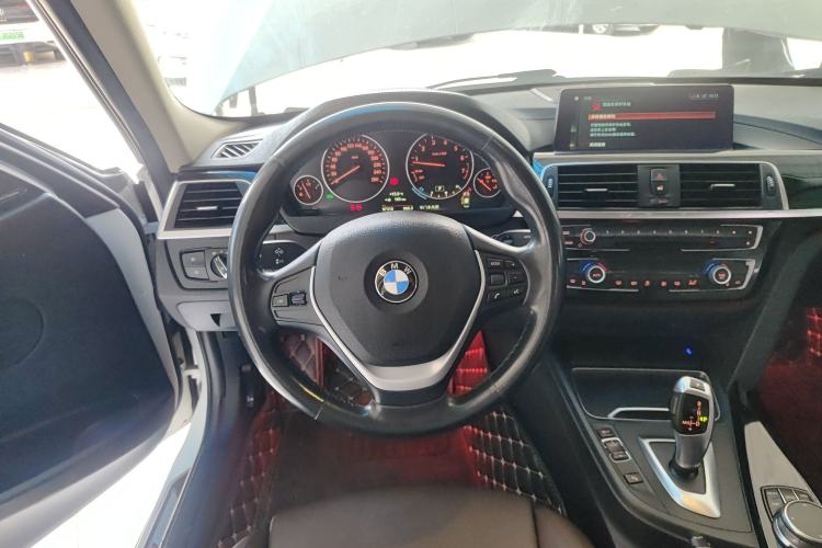 Used BMW 3 Series 2019 320Li Fashion Model Steering Wheel