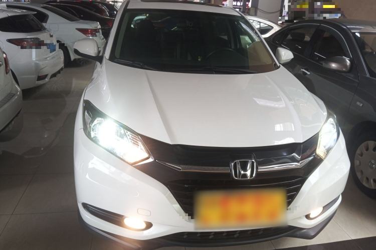 Used Honda Vezel 2016 1.8L CVT Front-Wheel Drive Pioneer Edition
