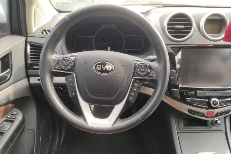 Used BYD S7 2016 1.5T Manual Luxury Edition