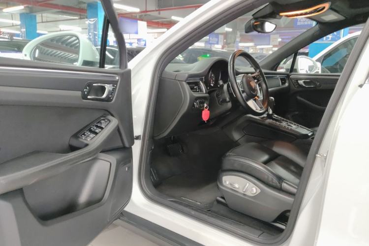 Used Porsche Macan 2017 Macan 2.0T Driver Seat