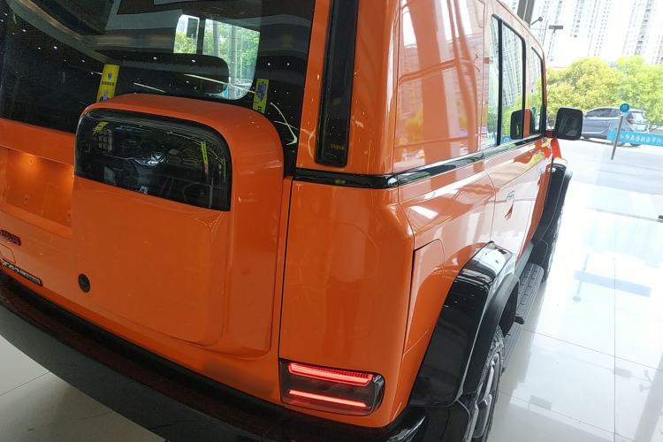 Used iCAR V23 2025 501 Four-Wheel Drive Intelligent Driving Version Right Rear Taillight