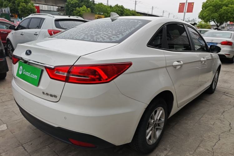 Used Ford Escort 2019 Revised 1.5L Automatic ZhiXiang Version (Tire Pressure Monitoring) China VI Standard Rear Right 45 Deg