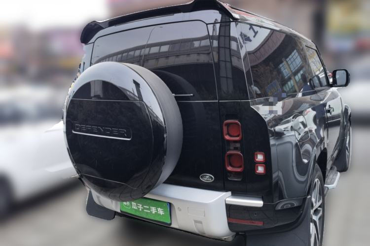 Used Land Rover Defender 2023 Facelift 90 3.0T P400 XS
