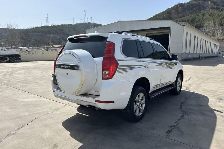 Used Haval H9 2015 2.0T Four-Wheel Drive Luxury 7-Seater Exterior 5