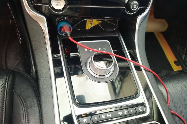 Used Jaguar XF 2016 XF 2.0T Two-Wheel-Drive Luxury Edition