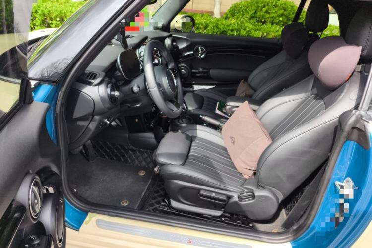 Used MINI 2023 Second Facelift 2.0T COOPER S CABRIO Artist Left Front Seat