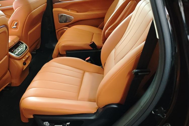 Used Wey Lanshan 2025 Four-Wheel Drive Max
