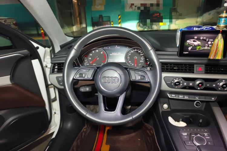 Used Audi A4L 2017 Plus 40 TFSI Ambition Model