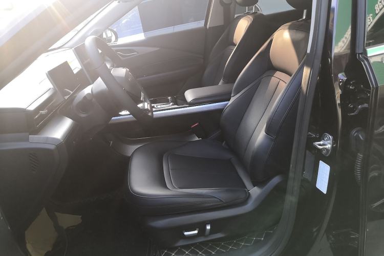 Used Wuling Xingguang 2024 Co-Creation Edition 150 Flagship Model