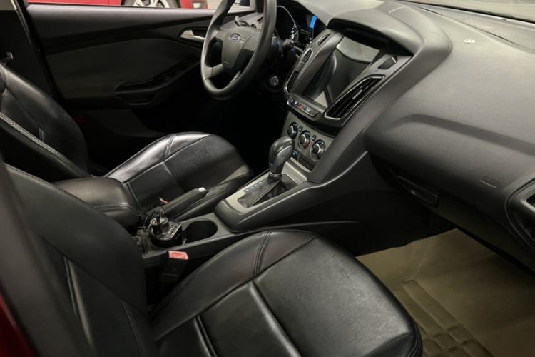 Used Ford Focus 2012 Hatchback 1.6L Automatic Comfort Model Right Front Seat