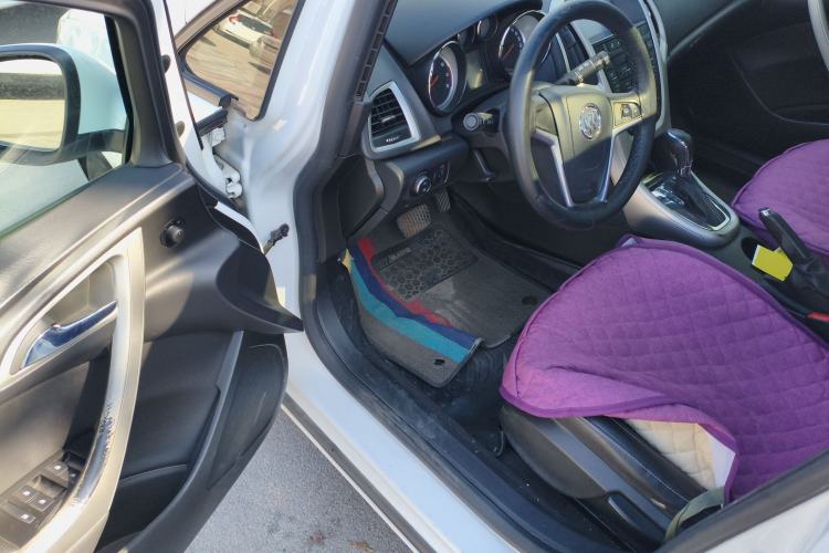 Used Buick GT 2014 XT 1.6L Automatic Fashion Edition