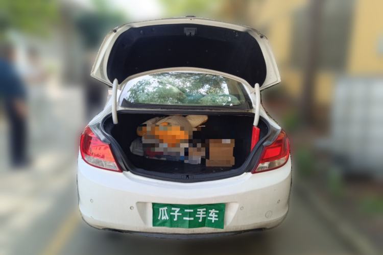 Used Buick Regal 2012 2.0L Luxury Edition Trunk