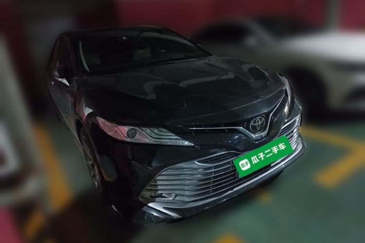 Used Toyota Camry 2018 2.5G Luxury Edition Front Right 45 Deg