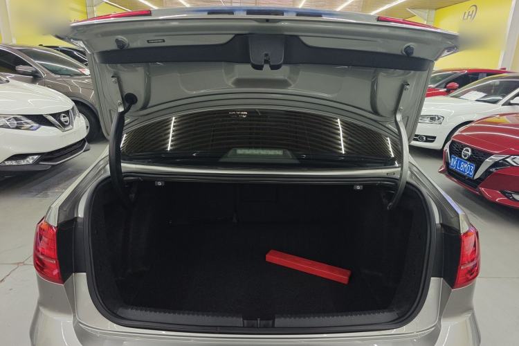 Used Volkswagen Sagitar 2017 1.6L Automatic Comfort Model Trunk