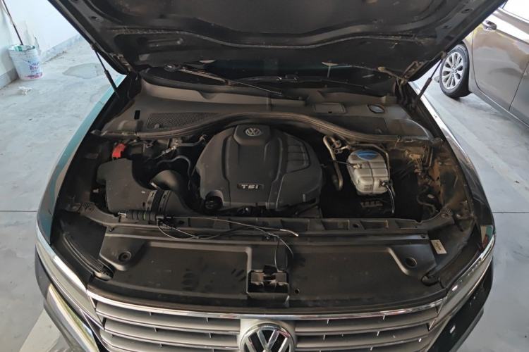Used Volkswagen Phideon 2018 Revised Version 380TSI Two-Wheel-Drive Flagship Edition
