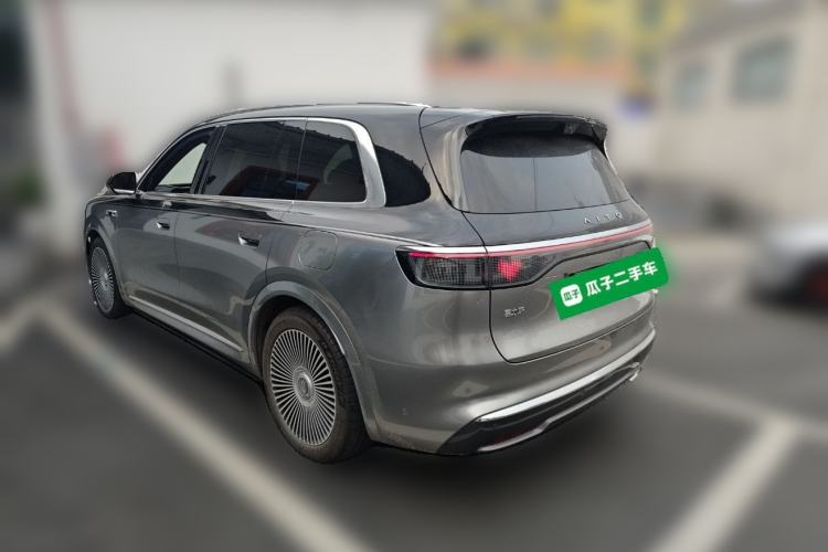 Used Hima AITO M8 2025 Extended-Range Max+ Version 53.4 kWh 6-Seater Edition Rear Left 45 Deg