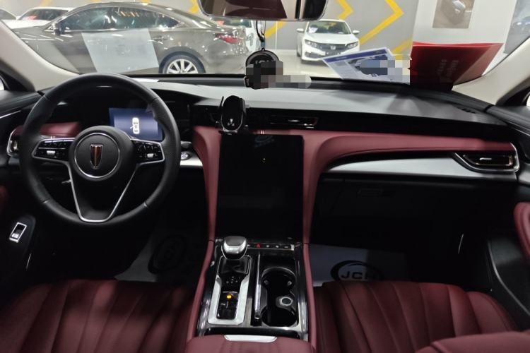 Used Hongqi H5 2024 1.5T DCT Smart Connect Flagship Edition Center Console