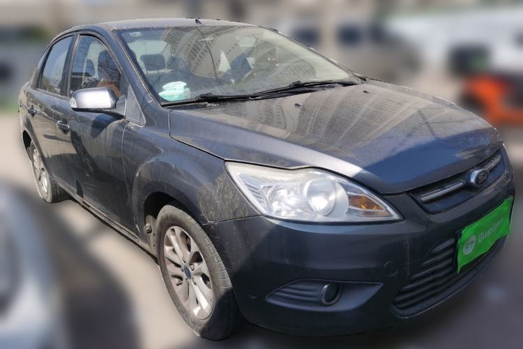 Used Ford Focus 2013 Sedan Classic 1.8L Manual Base Model