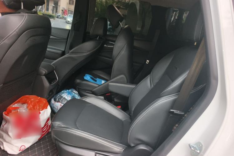 Used SAIC MAXUS EUNIQ 5 2020 1.3T PLUG-IN Luxury Edition Left Rear Seat