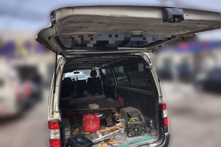 Used Golden Dragon Hiace 2010 2.0L Long-Wheelbase Gasoline Premium Version V20 Trunk