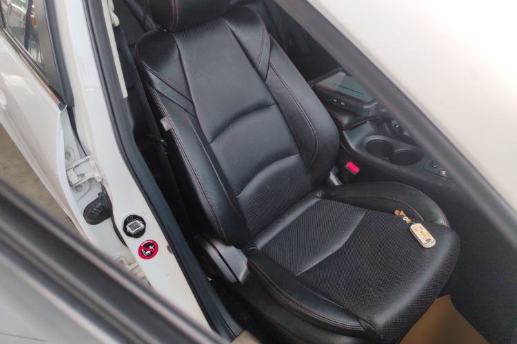 Used Mazda 3 Axela 2016 Sedan 2.0L Automatic Sport Model