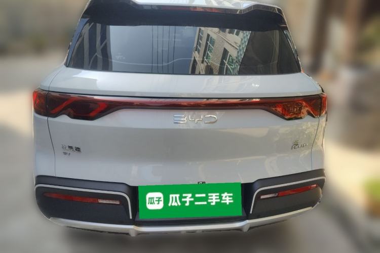 Used BYD Yuan UP 2025 Model 301KM Leading Version
