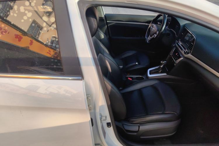 Used Hyundai Elantra (6th Generation / Lingdong) 2016 1.6L Automatic ZhiXuan – Elite Version
