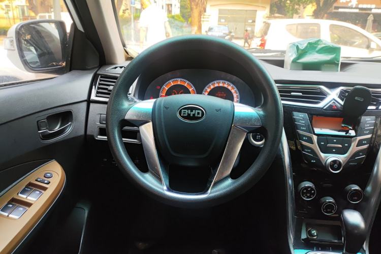 Used BYD F3 2016 1.5L Automatic Luxury Model Steering Wheel