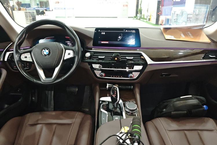 Used BMW 5 Series 2020 525Li Luxury Package
