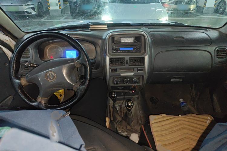 Used Dongfeng Ruichi 2015 2.4L Elite Edition Gasoline 4x4 Standard Trim ZG24
