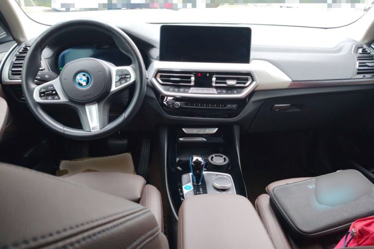 Used BMW iX3 2022 Leading Type
