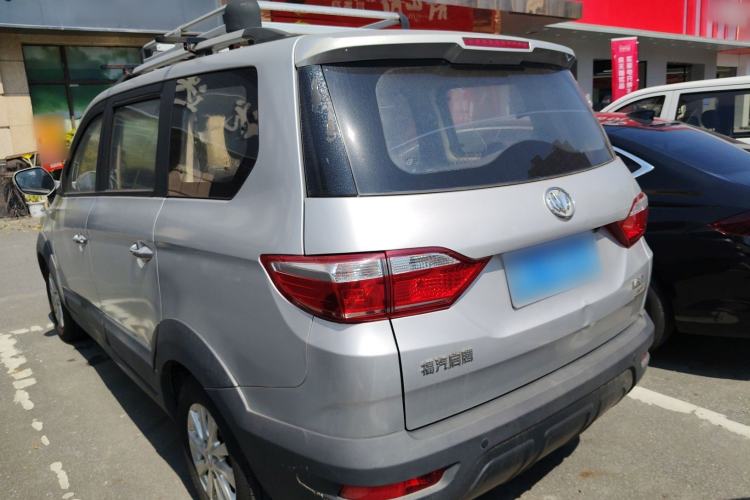 Used Nlmmotor Qiteng V60 2017 1.5L Luxury Model