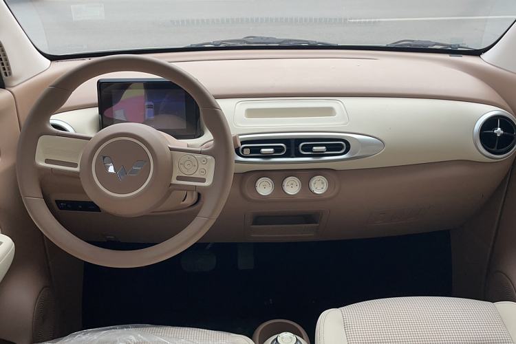 Used Wuling Hongguang MINIEV 2025 Four-Door Version Advanced Edition