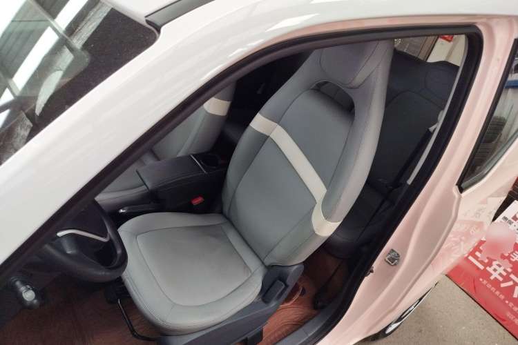 Used Wuling Hongguang MINIEV 2022 Macaron Premium Model – Lithium Iron Phosphate