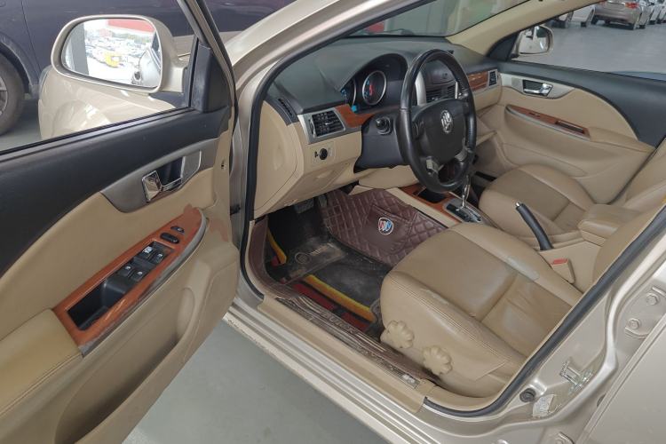 Used Buick Excelle 2013 1.5L Automatic Luxury Model Driver Seat