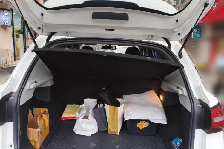 Used Roewe RX3 2020 1.6L CVT 4G Connected Ultra-Cool Flagship Edition Trunk