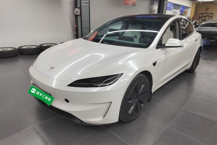 Used Tesla Model 3 2023 Long-Range All-Wheel-Drive Version
