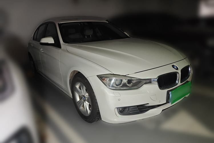 Used BMW 3 Series 2015 320i Fashion Model
