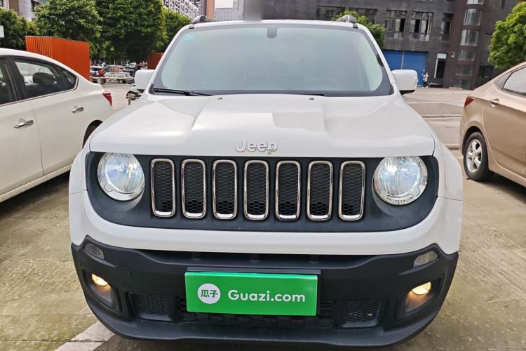 Used Jeep Renegade 2018 Connected Large Screen Version 180T Automatic Kinetic Edition+ Front