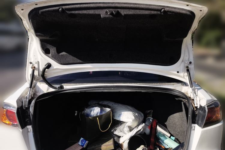 Used Mitsubishi Lancer EX 2011 Chasing Edition 1.8L CVT Limited Model
