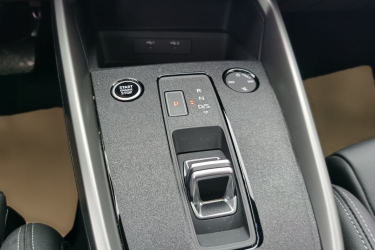 Used Audi A3 2023 Sportback 35 TFSI Fashionable Sports Model Gear Lever