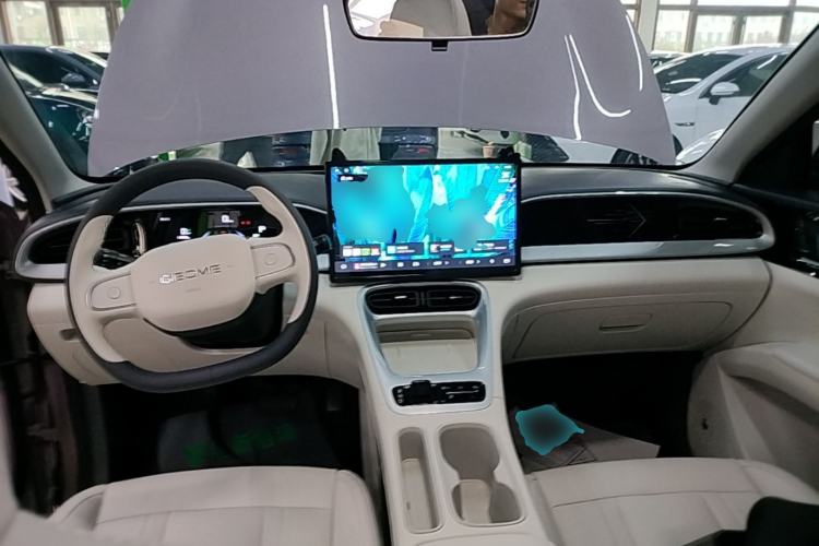 Used Geely Galaxy Geome 2025 UP 410km Exploration Edition Center Console