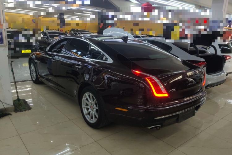 Used Jaguar XJ 2016 XJL 2.0T Two-Wheel-Drive Elegant Business Edition
