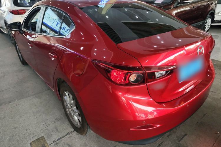 Used Mazda 3 Axela 2014 Sedan 1.5L Automatic Comfort Model