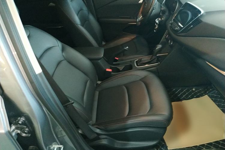 Used Chevrolet Monza 2020 Light Hybrid Redline 320T Dual-Clutch Joyful Edition