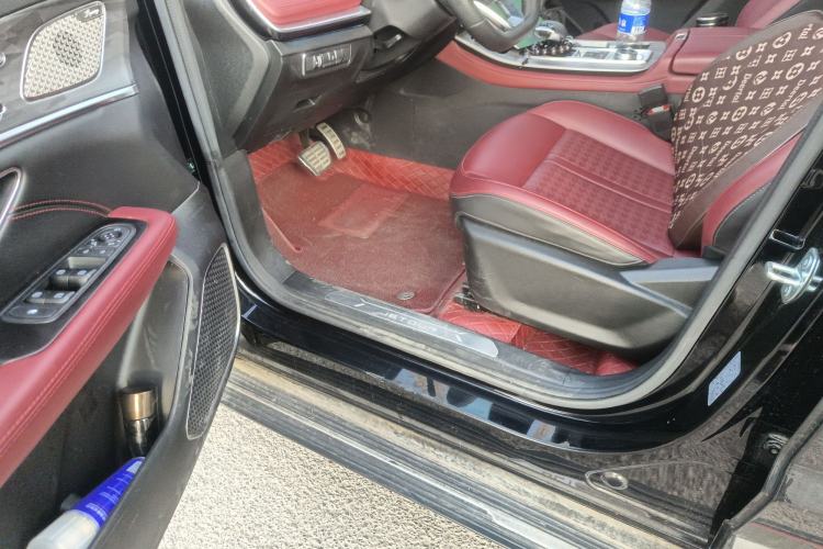 Used JETOUR X70 PLUS 2023 1.5T DCT Brave PLUS 5-Seater
